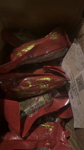 Click to view full screen Jiaxing-style Zongzi 250g*8 / Double Egg Yolk Pork, Preserved Vegetable Pork, Double Chestnut Pork Zongzi(non-halal) photo review